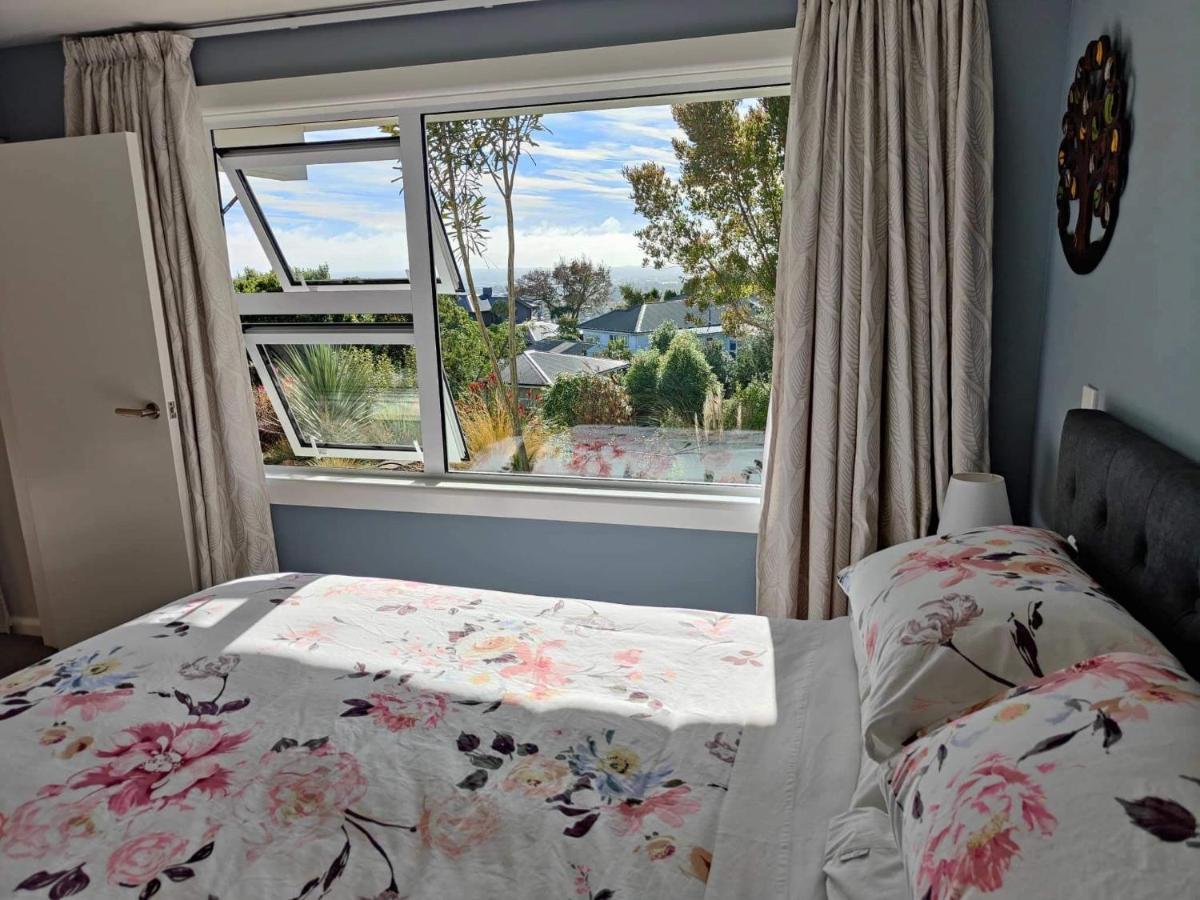 Fully Renovated Hillside Close To Apartamento